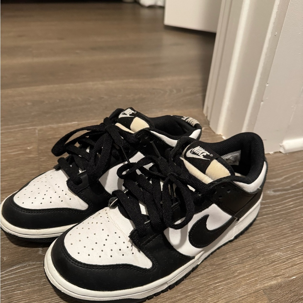 Panda dunks - Picture 2 of 2